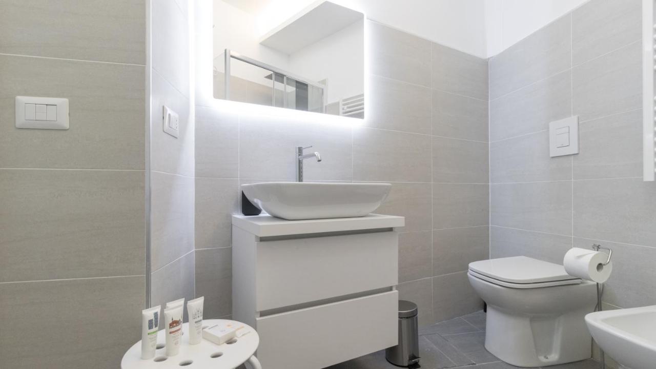 Italianway - Corso Garibaldi 104 Apartment Милано Екстериор снимка